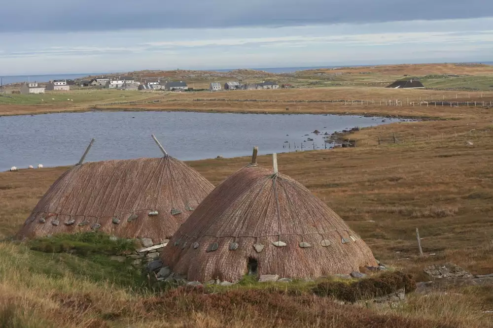 Lewis Capaldi Dokument